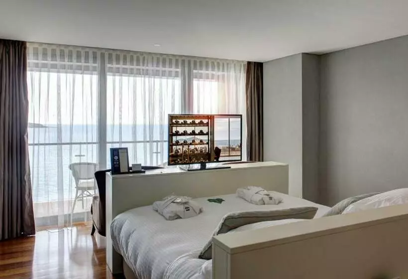 اتاق لوکس با چشم‌انداز دریا, Rixos Premium Dubrovnik