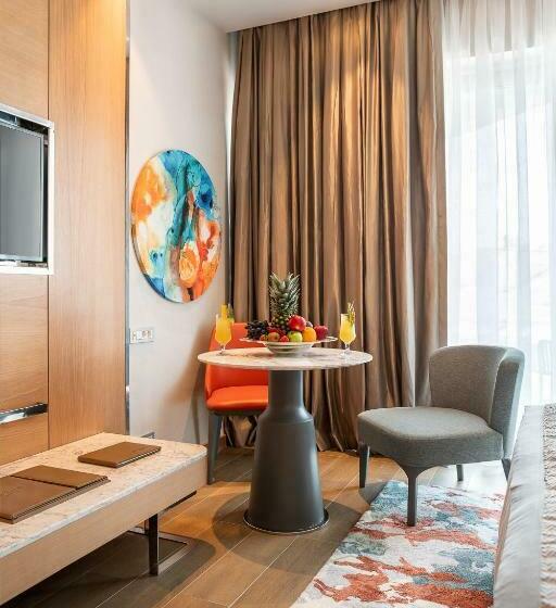 اتاق استاندارد با چشم‌انداز پارک, Rixos Premium Dubrovnik