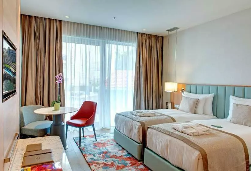 اتاق استاندارد با چشم‌انداز پارک, Rixos Premium Dubrovnik