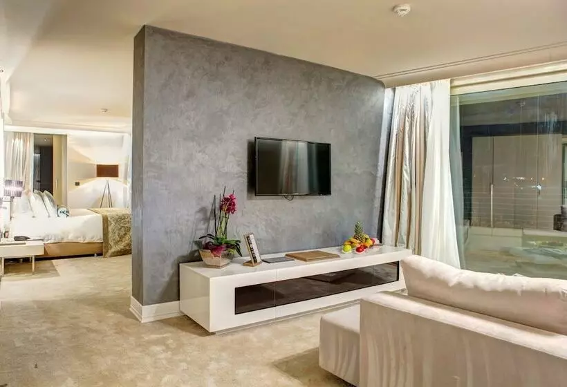 سوییت با چشم‌انداز دریا, Rixos Premium Dubrovnik