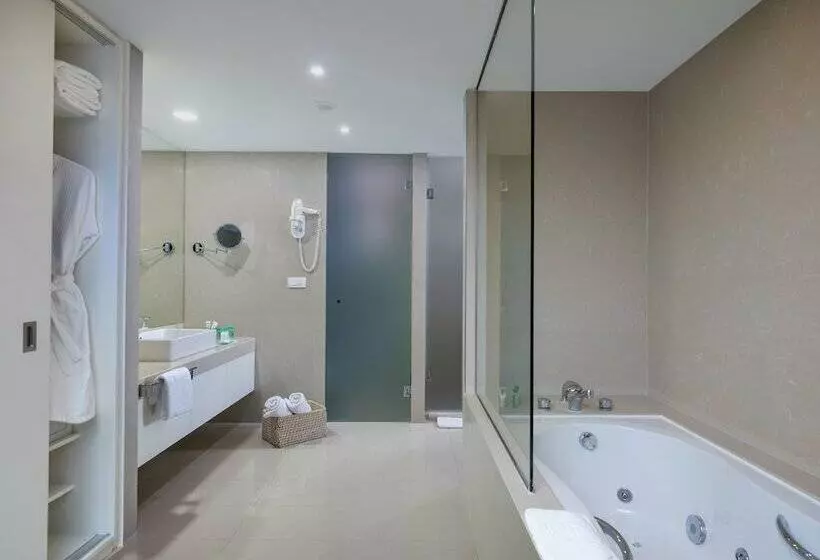 اتاق لوکس با چشم‌انداز دریا, Rixos Premium Dubrovnik