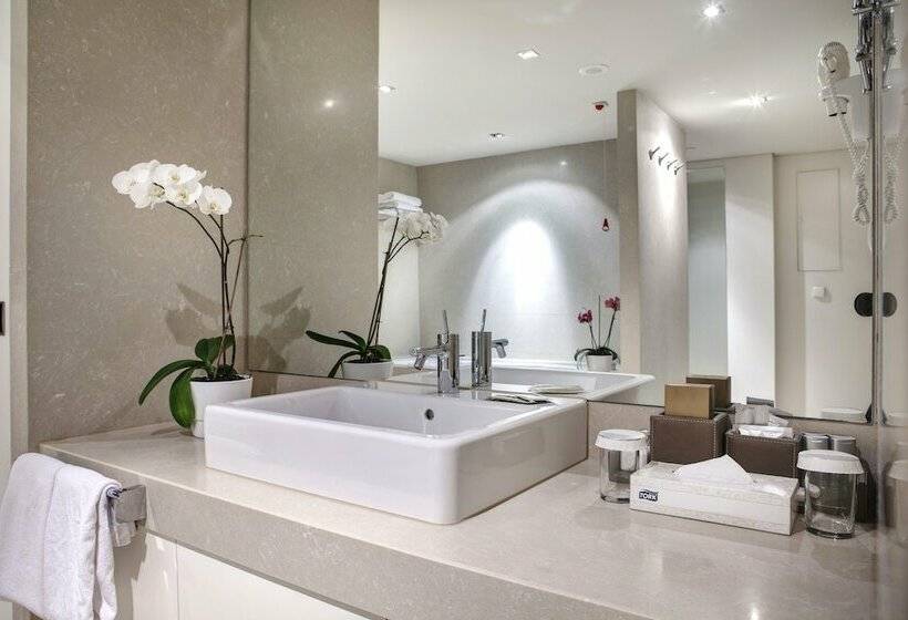 Номер Классика Двуспальная Кровать, Rixos Premium Dubrovnik