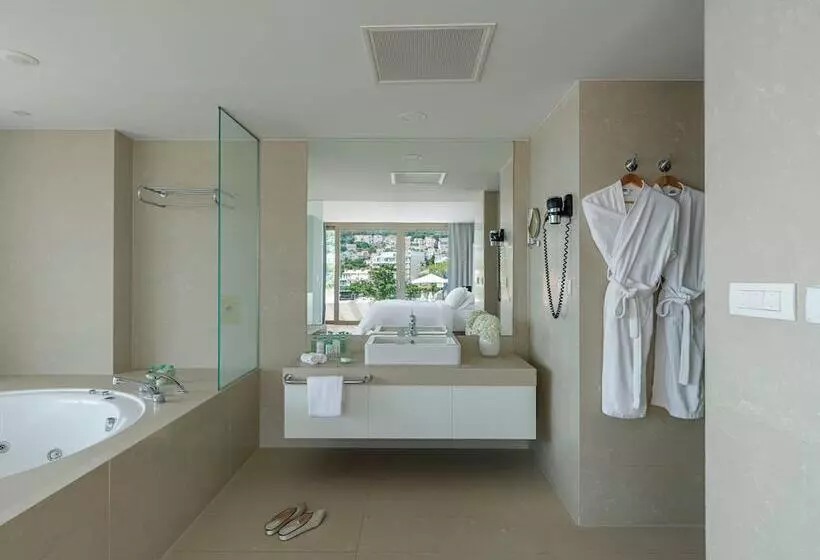 سوئیت اجرایی با چشم‌انداز دریا, Rixos Premium Dubrovnik