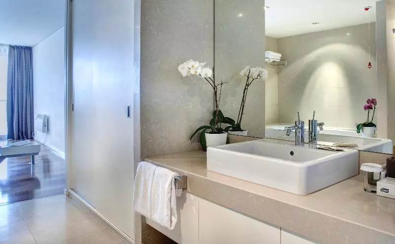 اتاق لوکس با چشم‌انداز دریا, Rixos Premium Dubrovnik