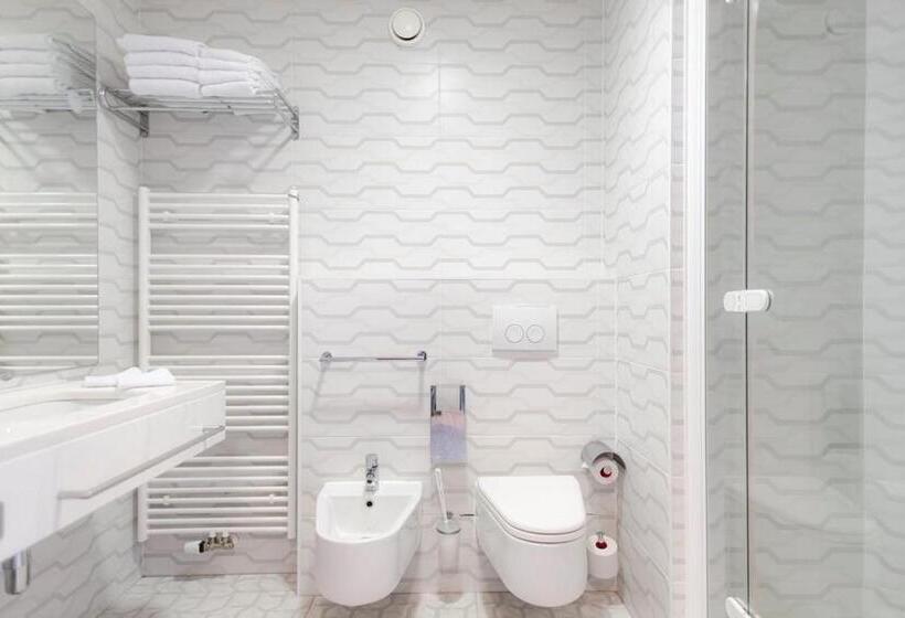 اتاق استاندارد با بالکن, Terme   Terme čatež