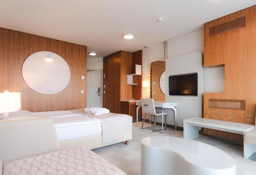 سوییت, Terme   Terme čatež