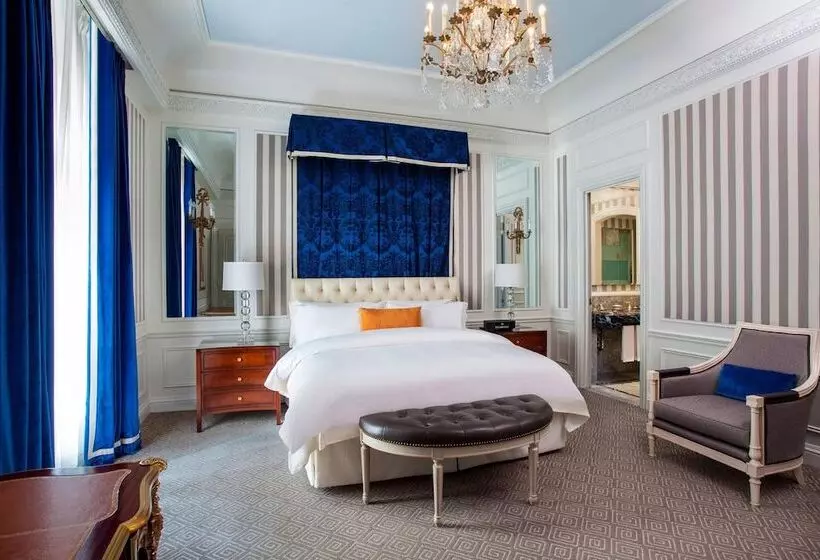 Deluxe-huone, The St. Regis New York