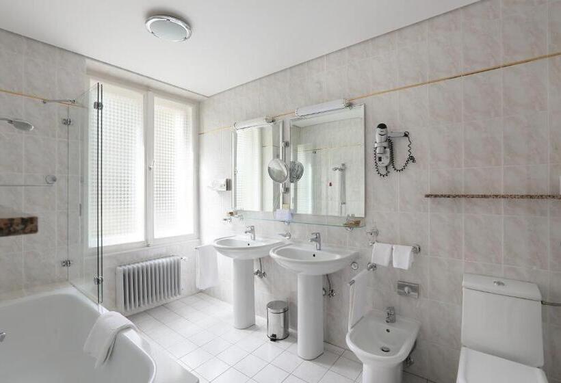 سوییت, Vila Bled