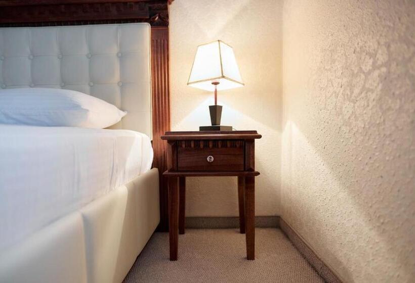 经济房, Villa Schubert