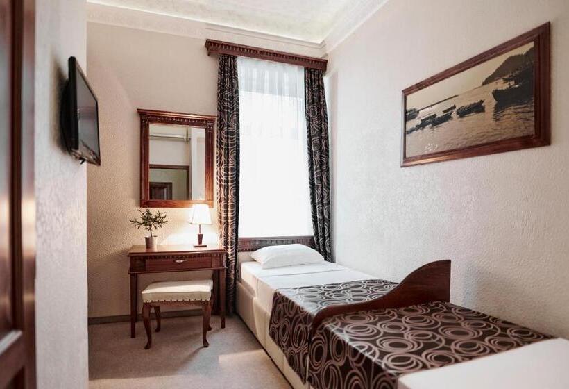 اتاق اکونومی, Villa Schubert
