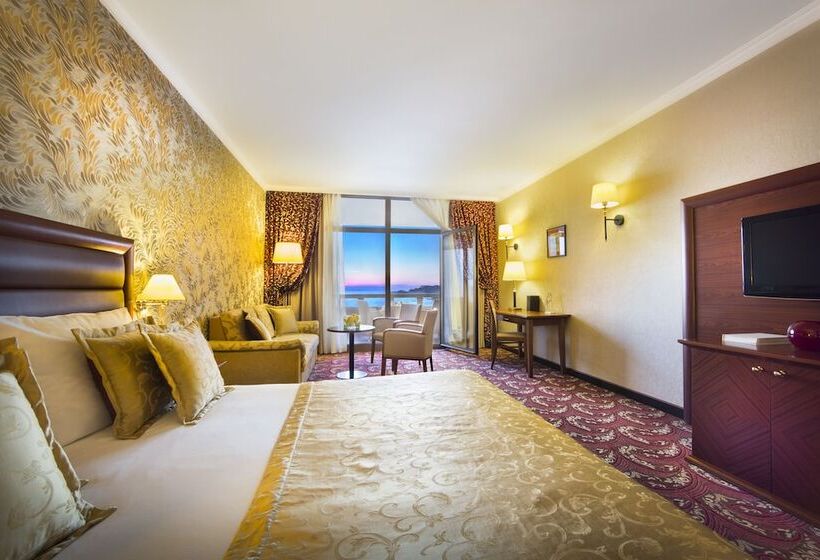 اتاق راحتی با چشمانداز دریا, Remisens Hotel Metropol