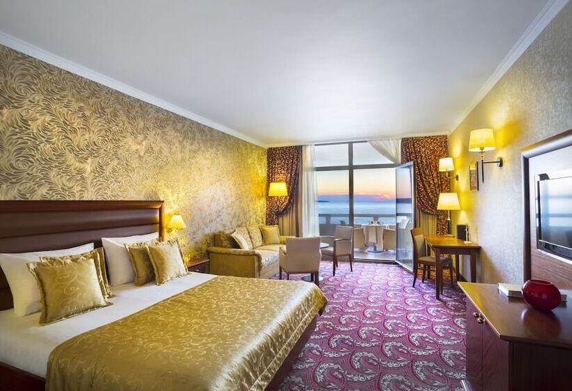 اتاق راحتی با چشمانداز دریا, Remisens Hotel Metropol