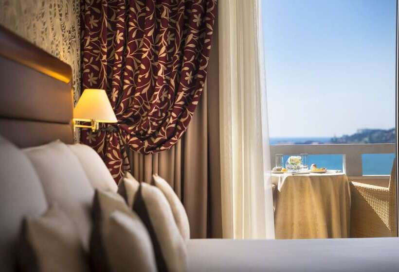 اتاق راحتی با چشمانداز دریا, Remisens Hotel Metropol