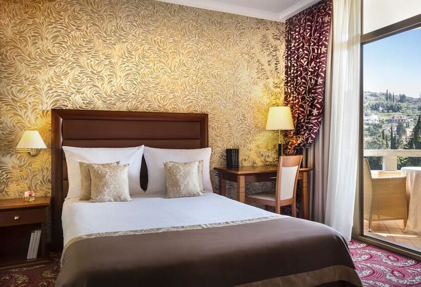 اتاق استاندارد یک نفره, Remisens Hotel Metropol