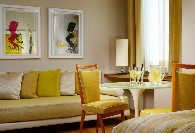 اتاق اجرایی سه نفره, Grand Hotel Minerva