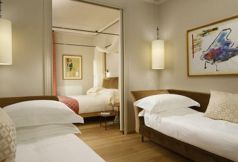 جناح عائلي, Grand Hotel Minerva