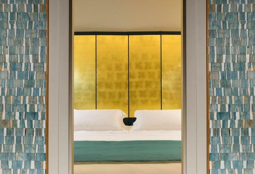 سوییت, Grand Hotel Minerva