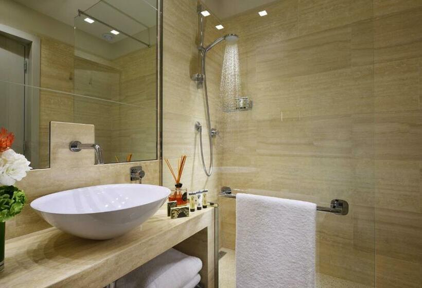 غرفة بريميوم, Grand Hotel Minerva