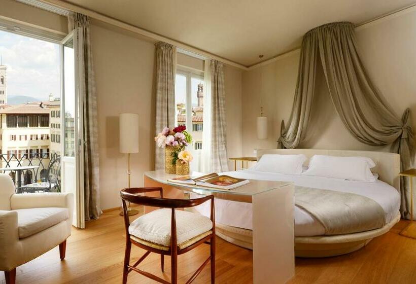 سوییت جونیور لوکس, Grand Hotel Minerva