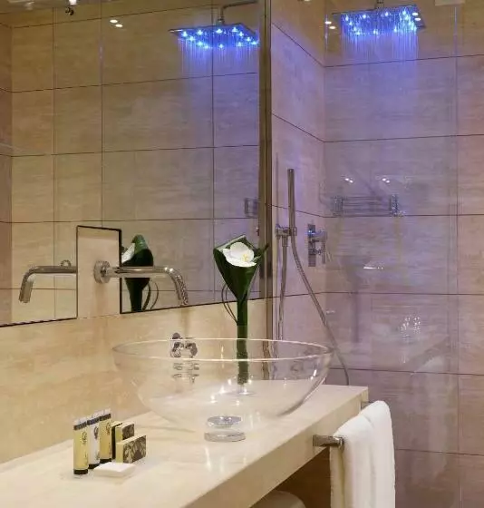 سوییت دوبلکس, Grand Hotel Minerva