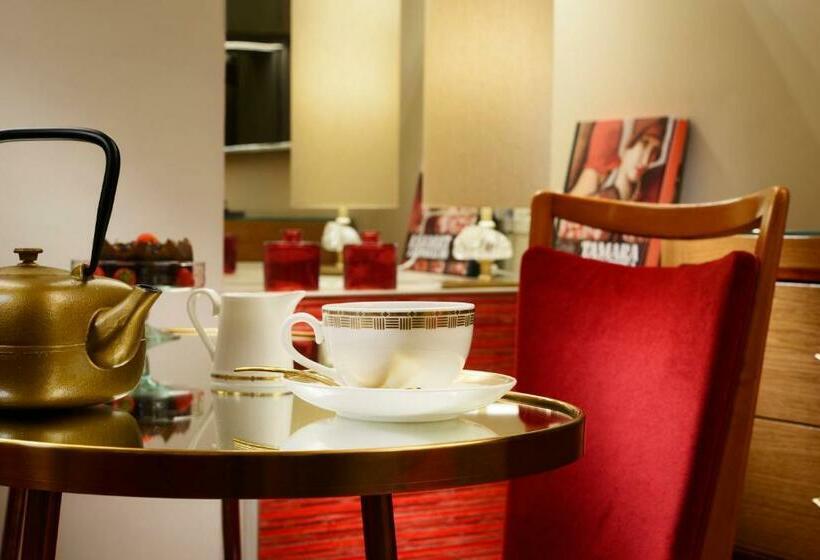 جناح دوبلكس, Grand Hotel Minerva