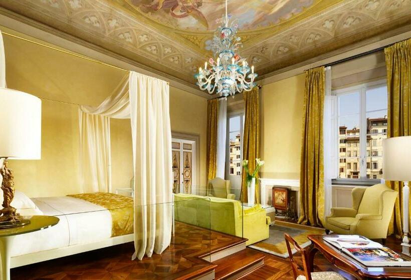 سوییت جونیور, Grand Hotel Minerva