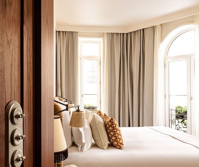 اتاق لوکس, Château Des Fleurs Hôtel & Spa Paris
