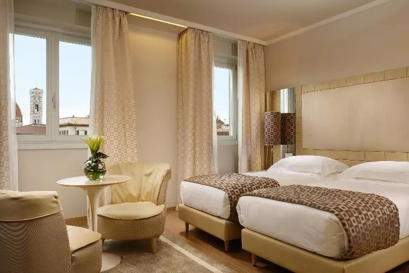 اتاق لوکس, Grand Hotel Minerva