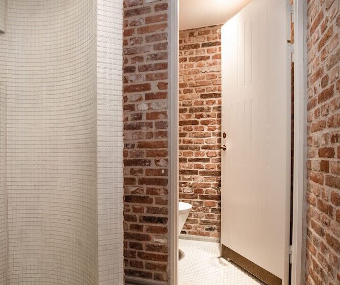 Номер Стандарт, Hindsgavl Slot