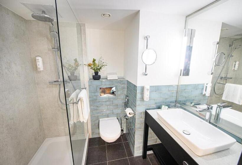 חדר סטנדרט, Holiday Inn Lübeck, An Ihg