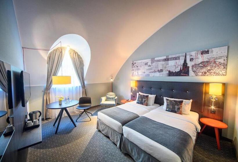 חדר סטנדרט, Holiday Inn Lübeck, An Ihg