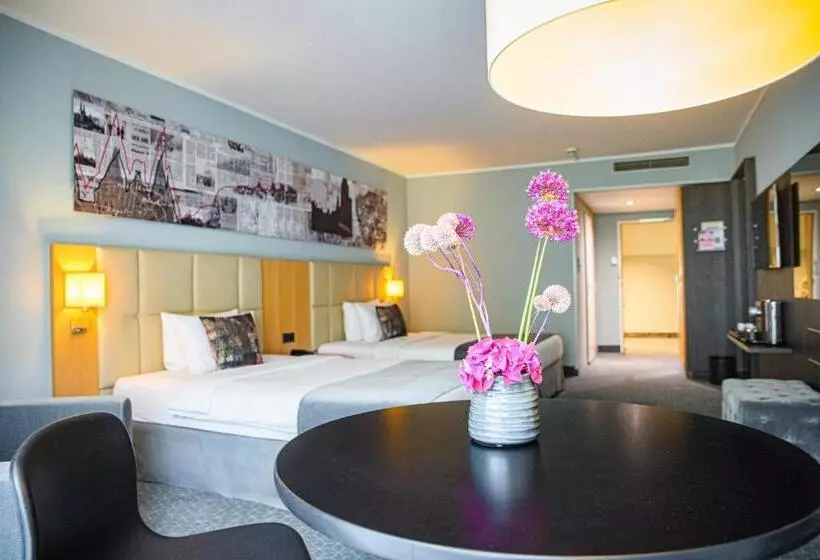 اتاق سوپریور, Holiday Inn Lübeck, An Ihg