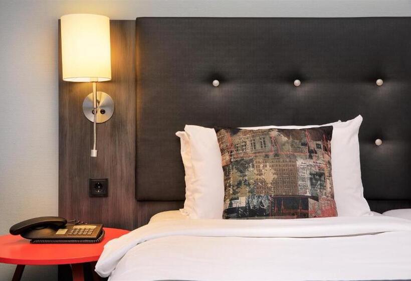 סוויטה אקזקיוטיב, Holiday Inn Lübeck, An Ihg