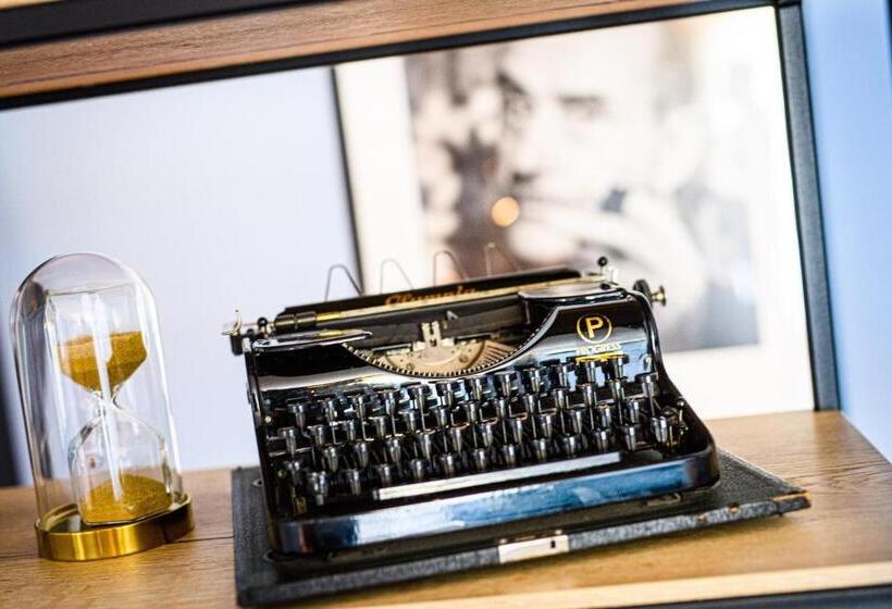 סוויטה אקזקיוטיב, Holiday Inn Lübeck, An Ihg