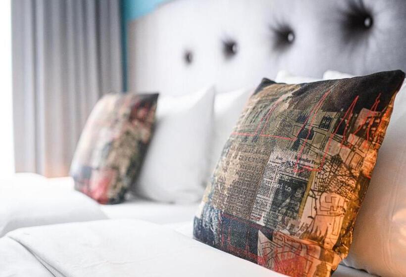 이그제큐티브 스위트, Holiday Inn Lübeck, An Ihg