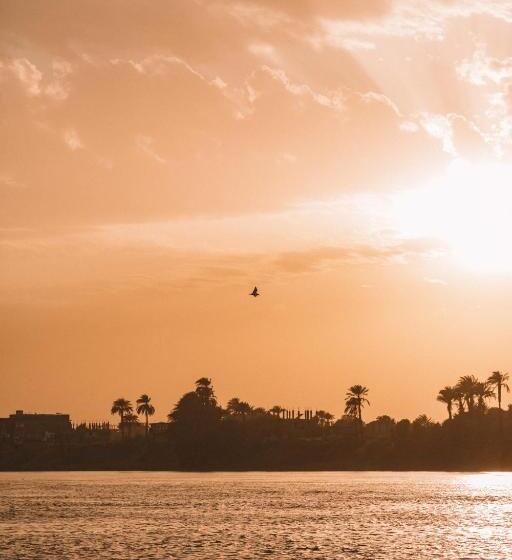 سوئیت رویال, Jolie Ville Hotel & Spa Kings Island Luxor