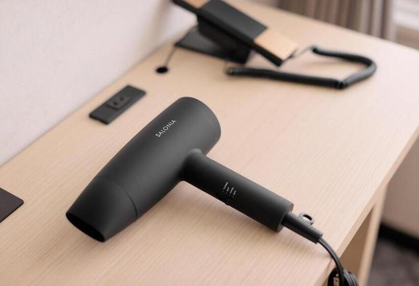 اتاق لوکس خانوادگی, Kyoto Tower