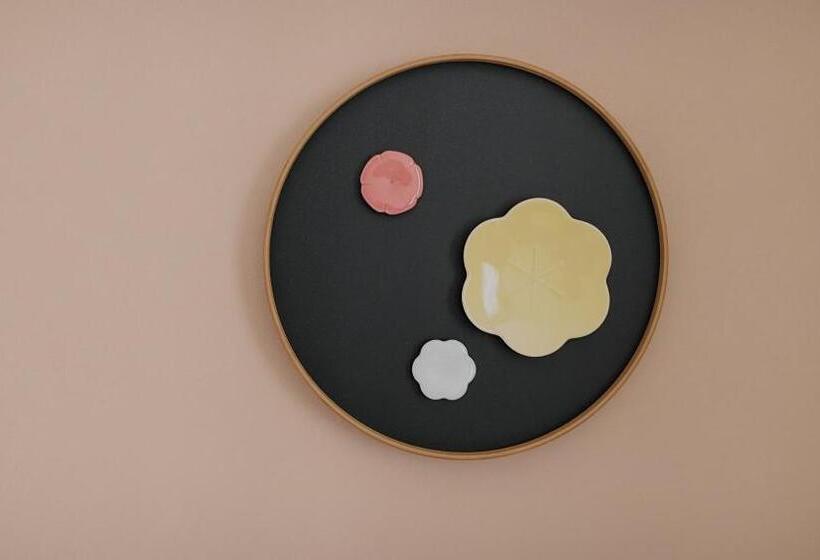 اتاق لوکس, Kyoto Tower