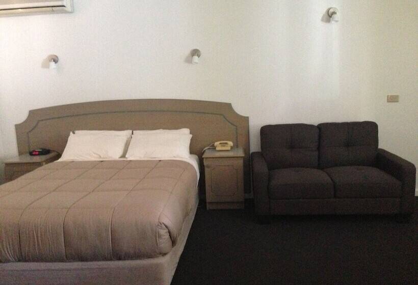 דירת שני חדרים, Nunawading Motor Inn