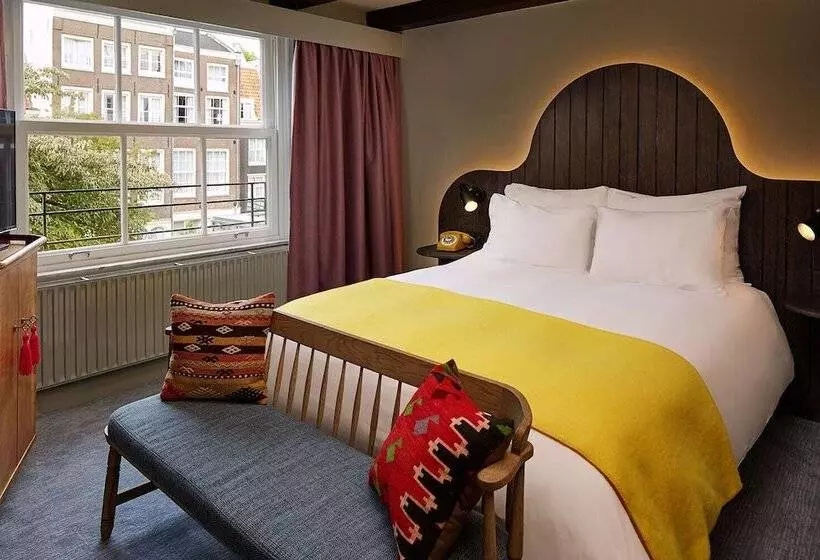 Classic Room Double Bed, Pulitzer Amsterdam