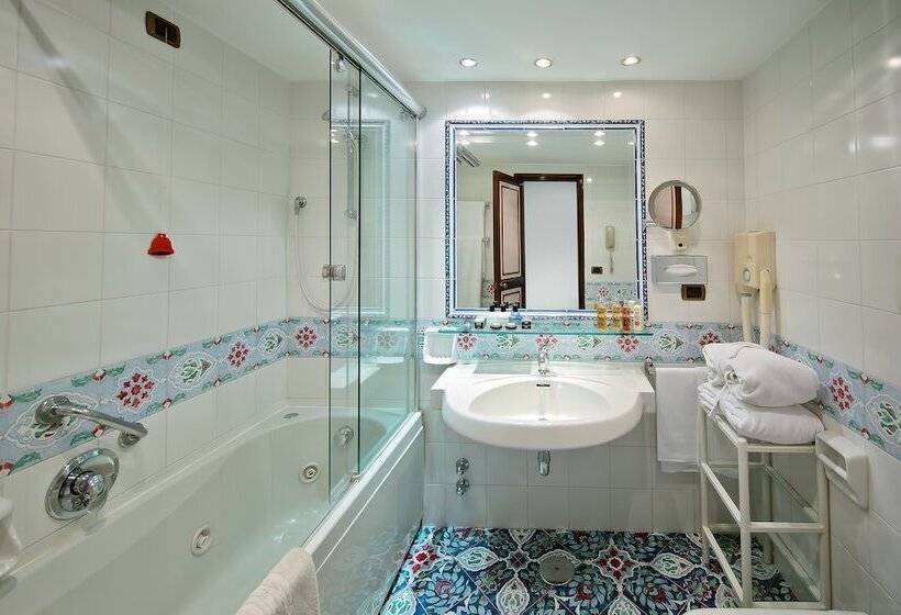 オーシャンビュースイート, Punta Molino Beach Resort And Thermal Spa