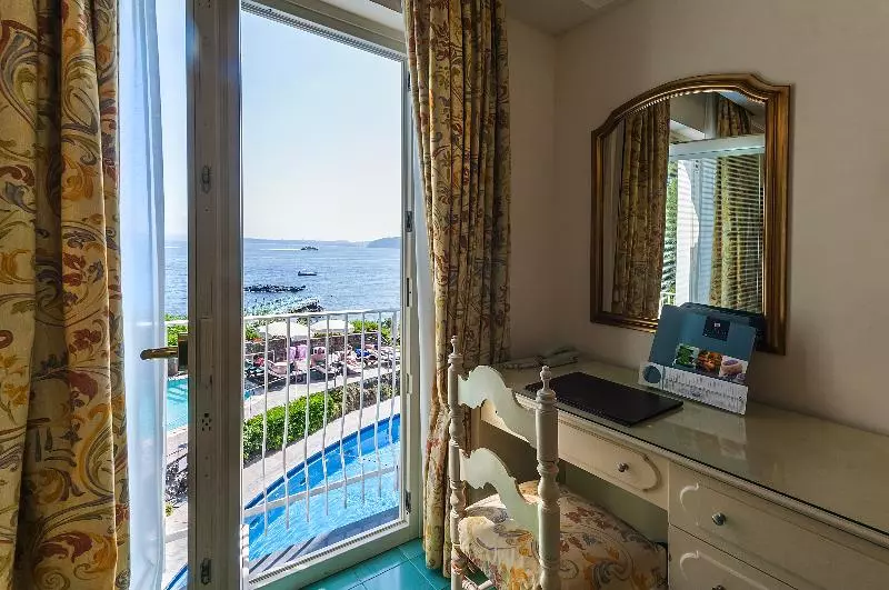 اتاق راحتی با چشم‌انداز دریا, Punta Molino Beach Resort And Thermal Spa