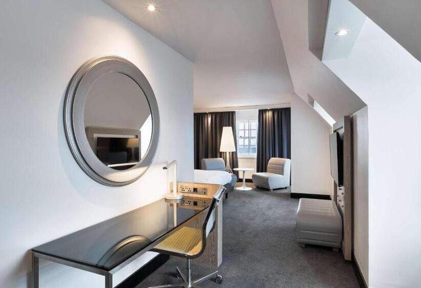 수피리어 룸, Radisson Blu Hotel, Edinburgh City Centre