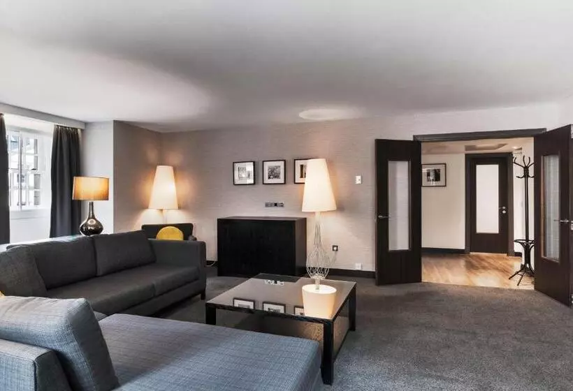 سوئیت رویال, Radisson Blu Hotel, Edinburgh City Centre