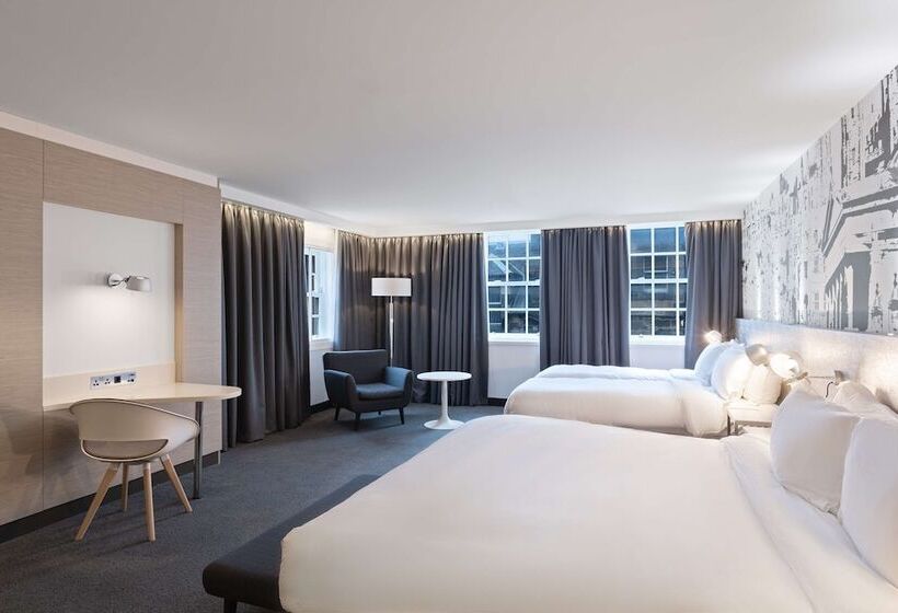 חדר משפחתי, Radisson Blu Hotel, Edinburgh City Centre