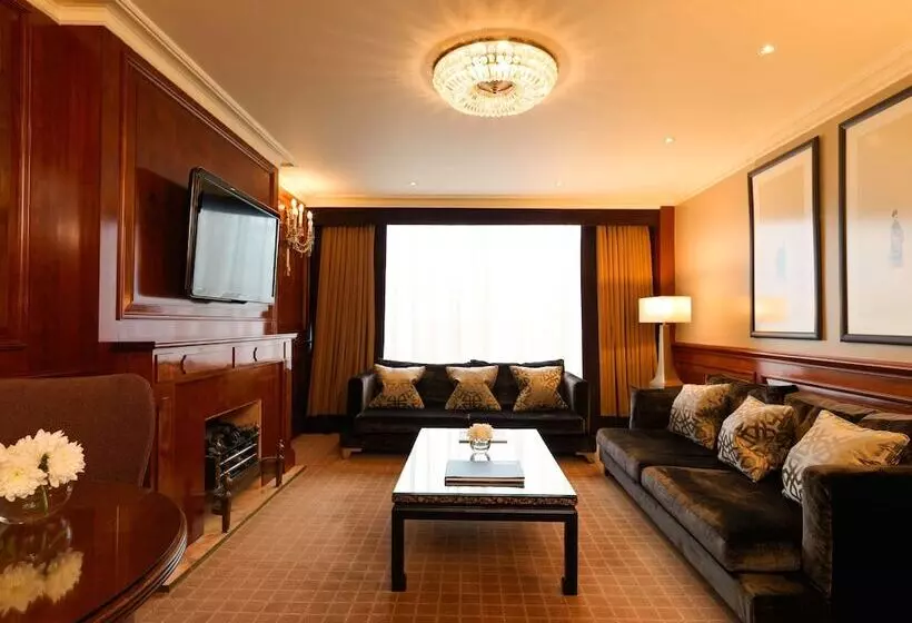 スイート, Radisson Blu Hotel, London Heathrow