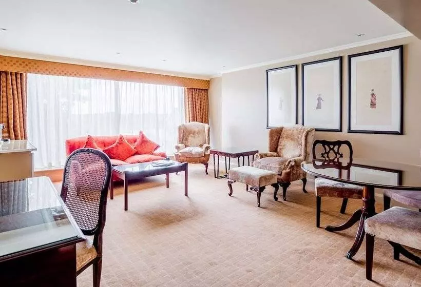 スイート, Radisson Blu Hotel, London Heathrow