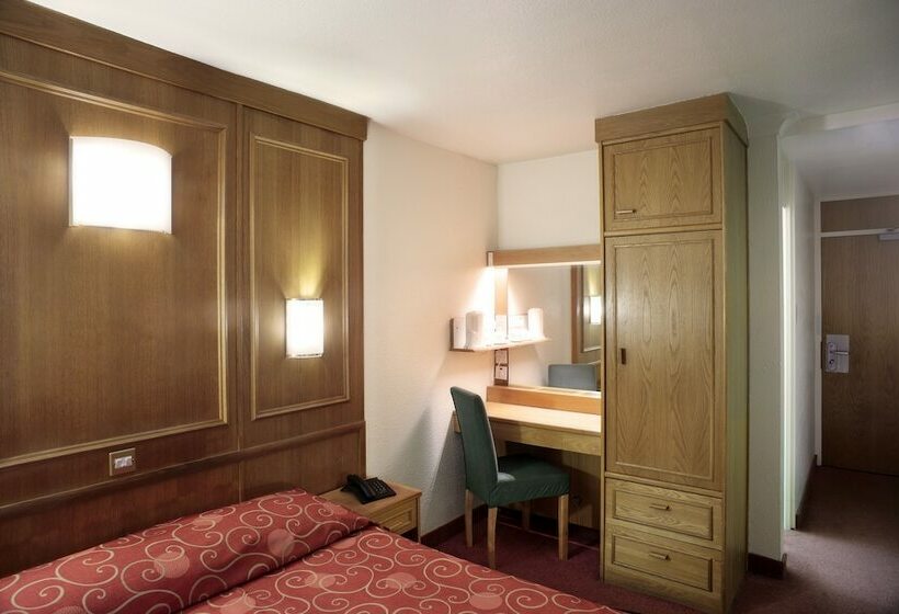 Классический Номер, St Giles London – A St Giles