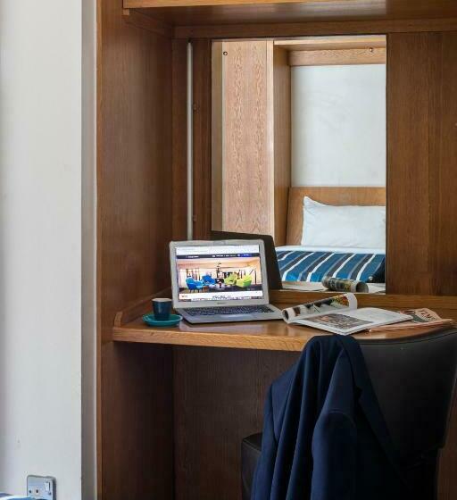 Номер Стандарт, St Giles London – A St Giles