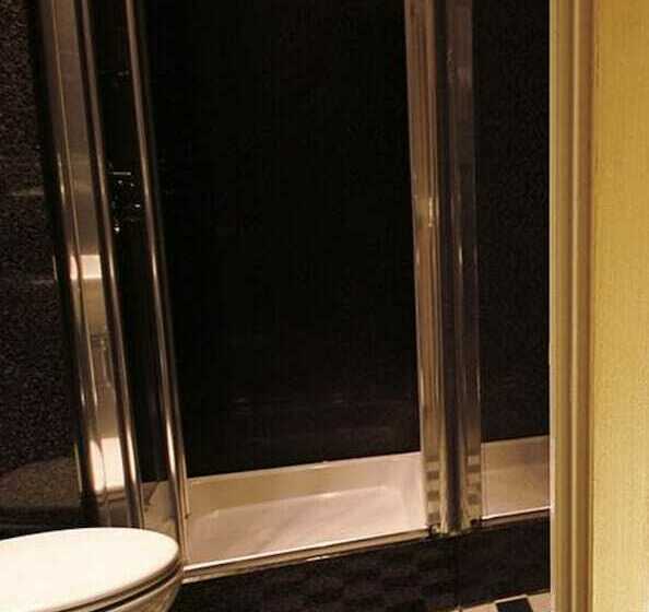 Номер Стандарт, St Giles London – A St Giles